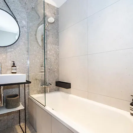 公寓 Duplex 4 A Meribel, Pres Du Centre Et Des Pistes, Avec Services De Conciergerie - Fr-1-613-47